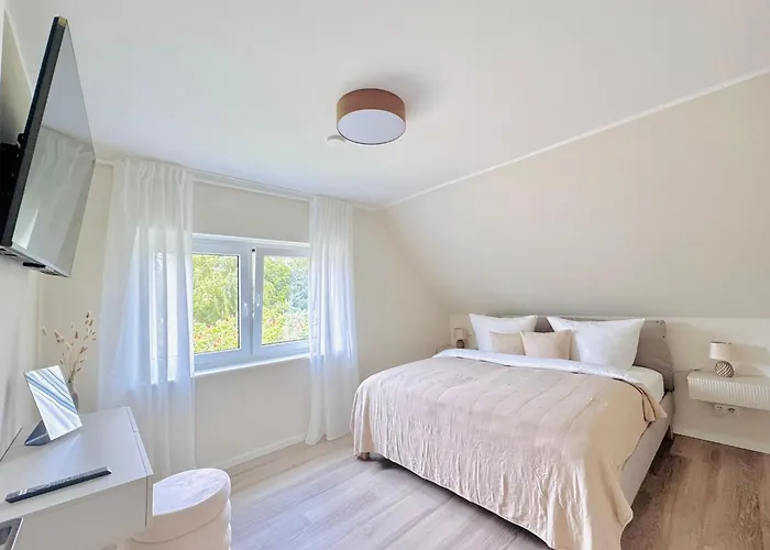 Zum Sonnenglanz Апартаменты *